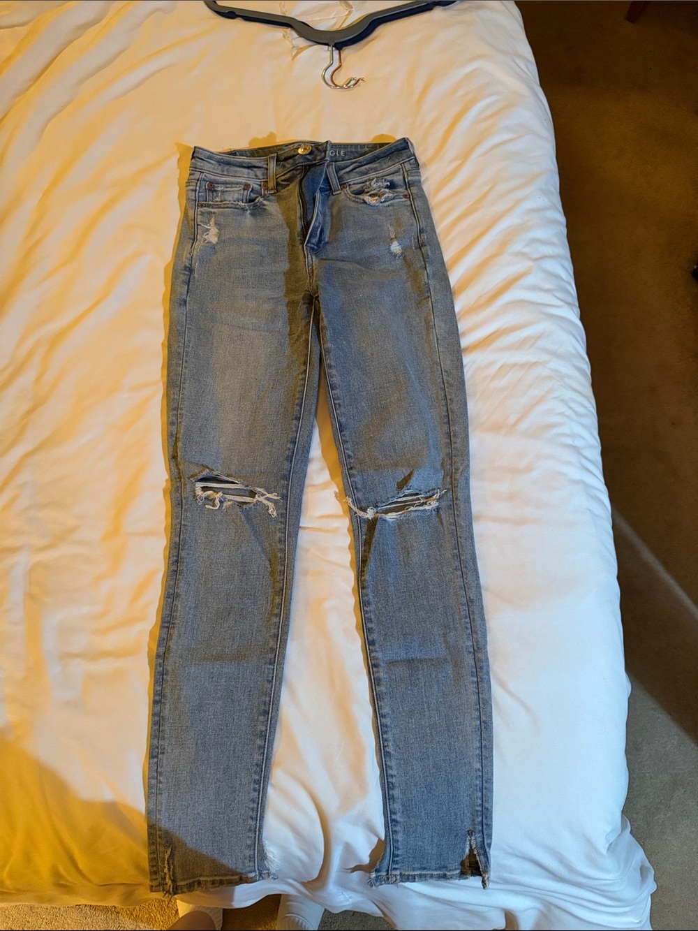 American Eagle Outfitters Light Blue Distressed Skinny Jeans